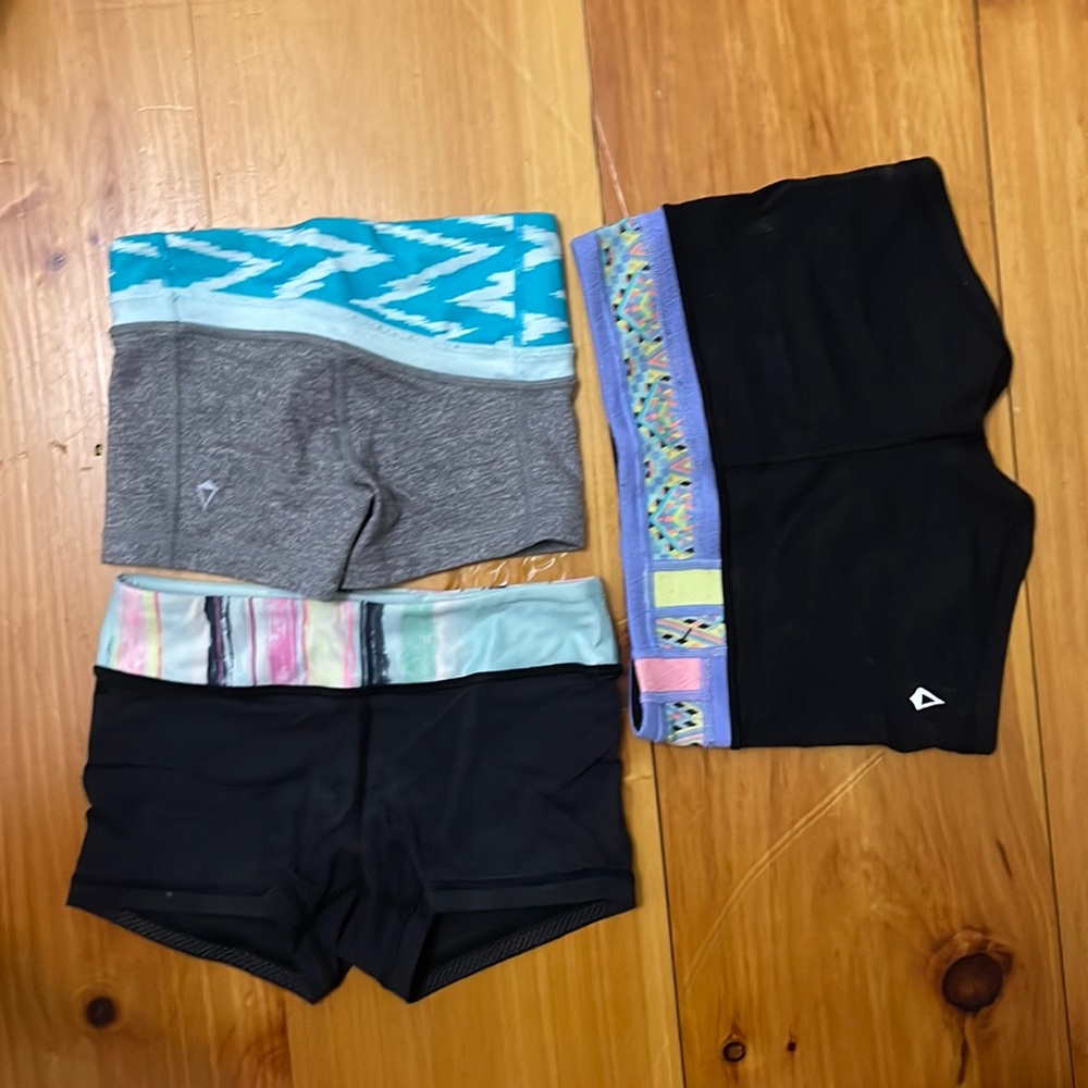Ivivva shorts
